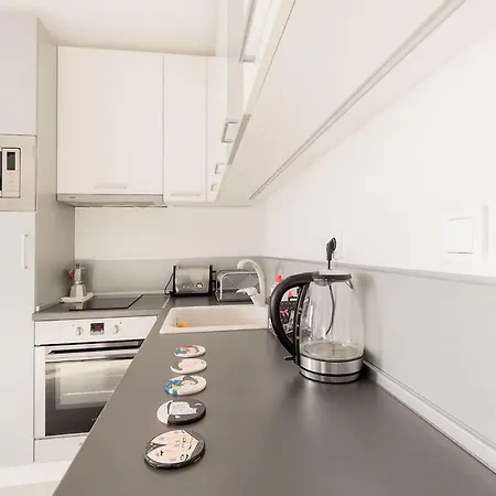 Apartment Modern & Clean 1-bedroom Flat In A Private Sarafovo